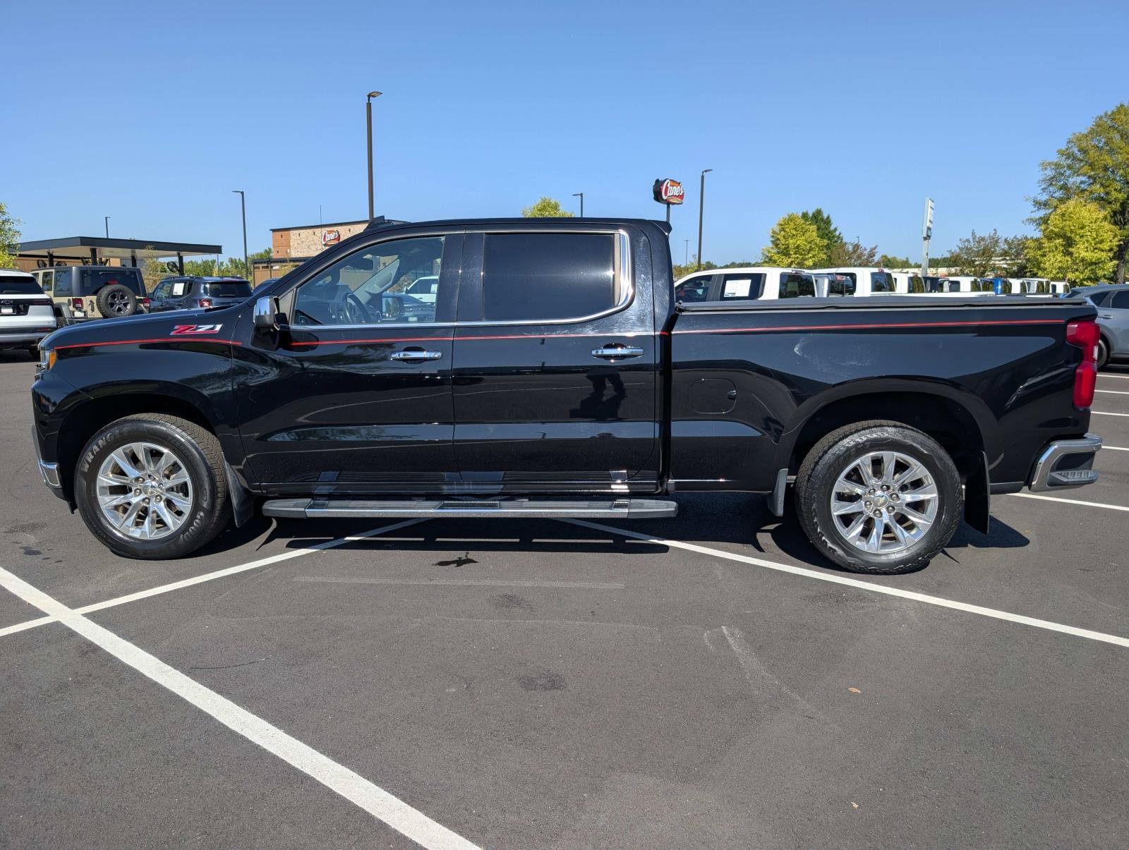 Used 2019 Chevrolet Silverado 1500 LTZ AWD/4WD image 8