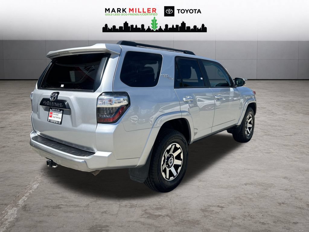 Certified 2019 Toyota 4Runner TRD Off-Road AWD/4WD image 7