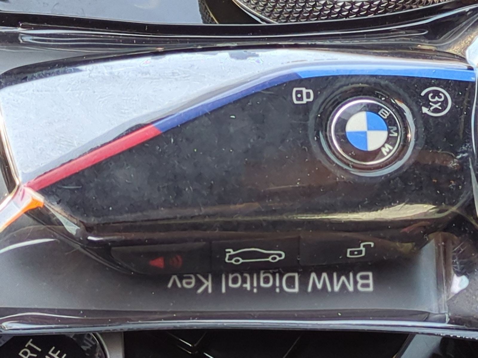 Certified 2026 BMW X6 M60i AWD/4WD image 34