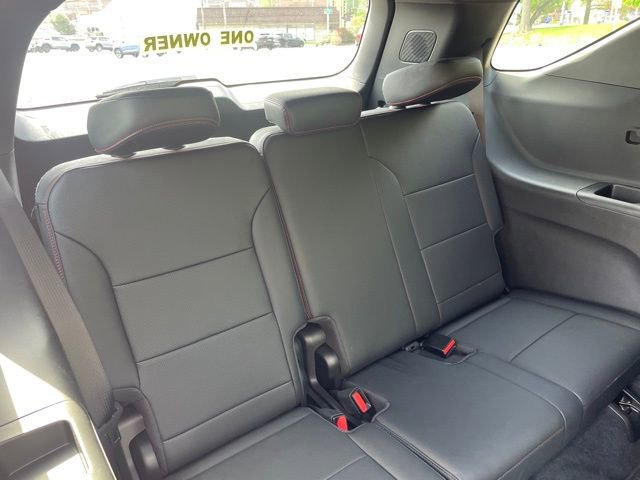 Used 2024 Chevrolet Traverse RS w/ LPO, Floor Liner Package image 43