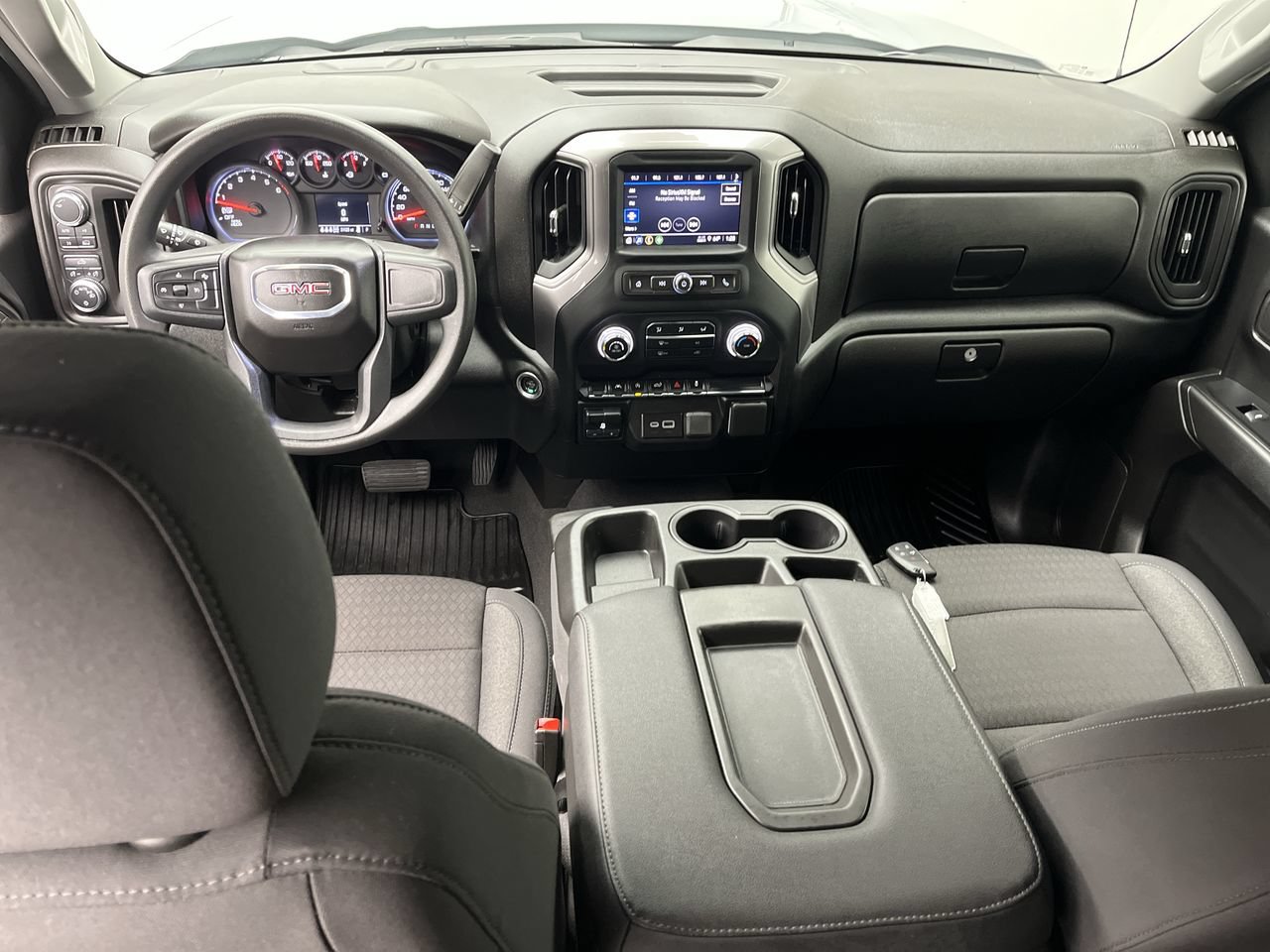 Certified 2024 GMC Sierra 1500 Pro w/ Graphite Edition AWD/4WD image 4