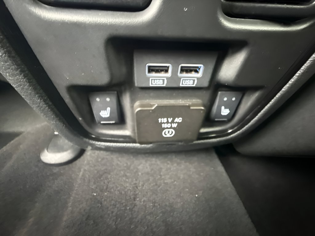 Used 2025 Dodge Durango GT AWD/4WD image 12