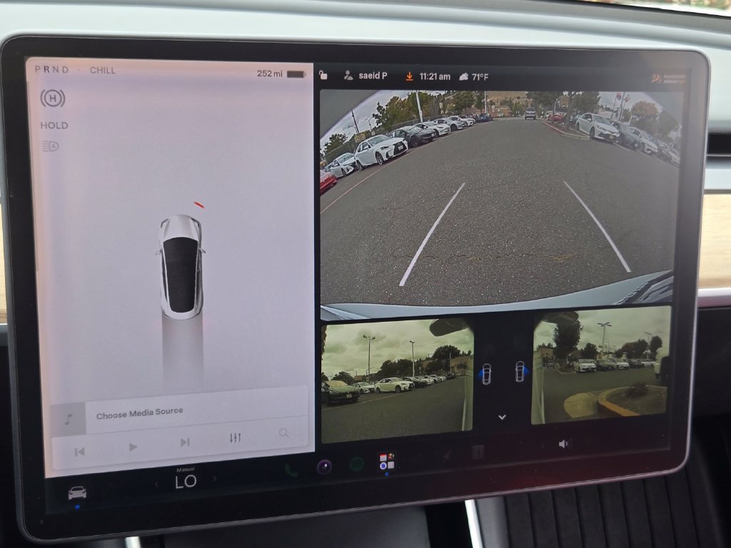 Used 2018 Tesla Model 3 Long Range RWD image 21