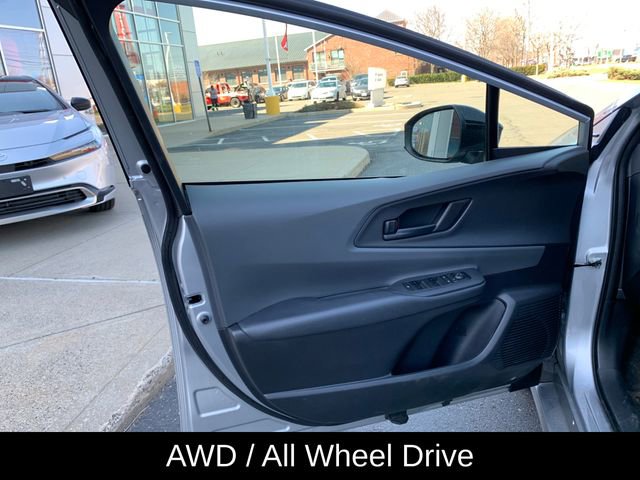 Used 2025 Toyota Prius LE image 12