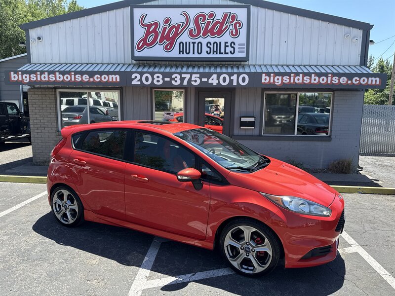 Used 2015 Ford Fiesta ST w/ ST Recaro Package FWD image 1