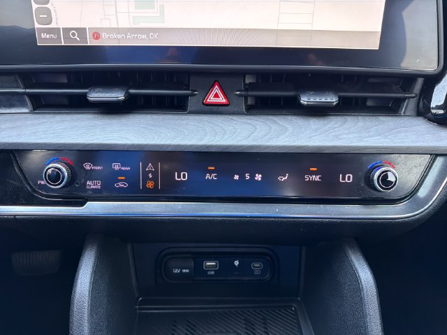 Used 2023 Kia Sportage X-Line w/ X-Line Premium Package AWD/4WD image 14