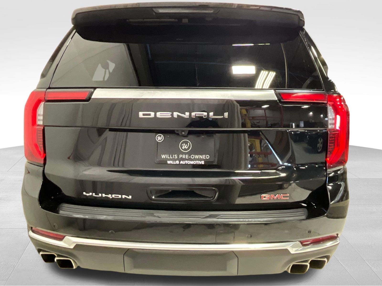 Used 2025 GMC Yukon XL Denali image 6