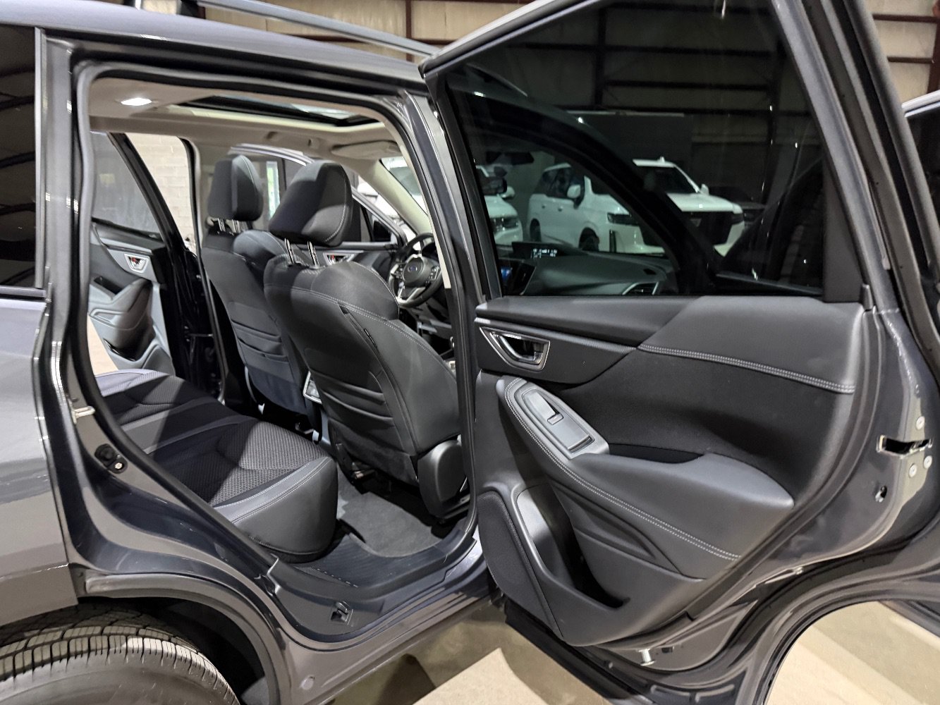 Used 2022 Subaru Forester Premium AWD/4WD image 21