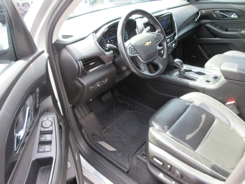 Used 2021 Chevrolet Traverse High Country w/ LPO, Floor Liner Package image 15