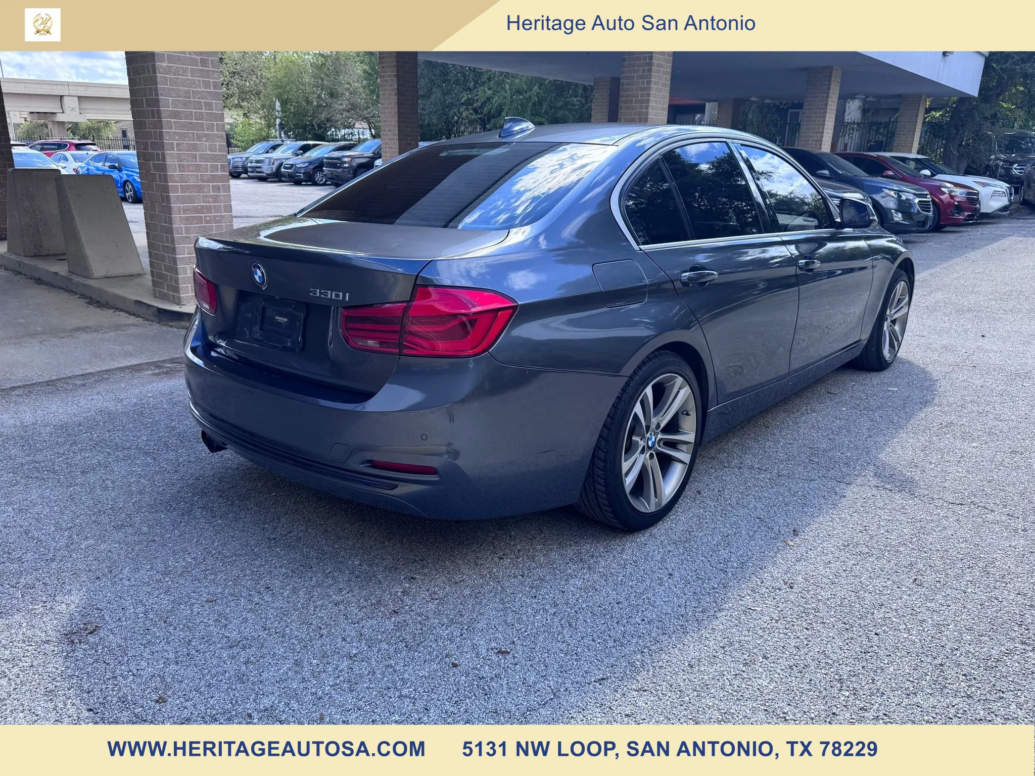 Used 2018 BMW 330i Sedan RWD image 5