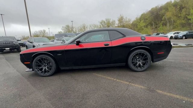 Used 2017 Dodge Challenger R/T Plus RWD image 5