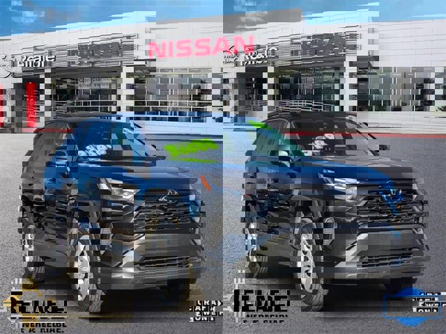 Used 2024 Toyota RAV4 LE image 1