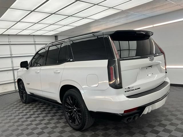 Used 2024 Cadillac Escalade V w/ LPO, ONYX Package AWD/4WD image 23
