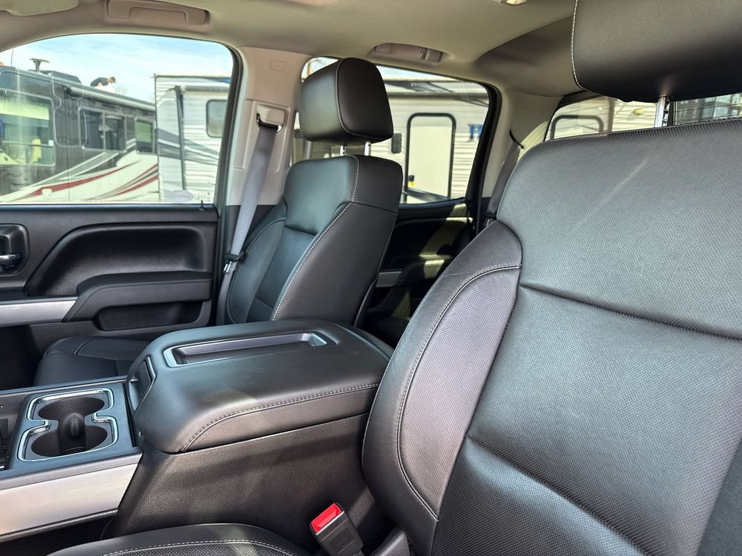 Used 2015 Chevrolet Silverado 2500 LTZ w/ Duramax Plus Package AWD/4WD image 21