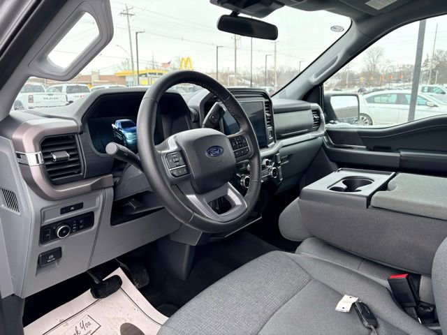Used 2025 Ford F150 XLT w/ Equipment Group 301A Standard image 15