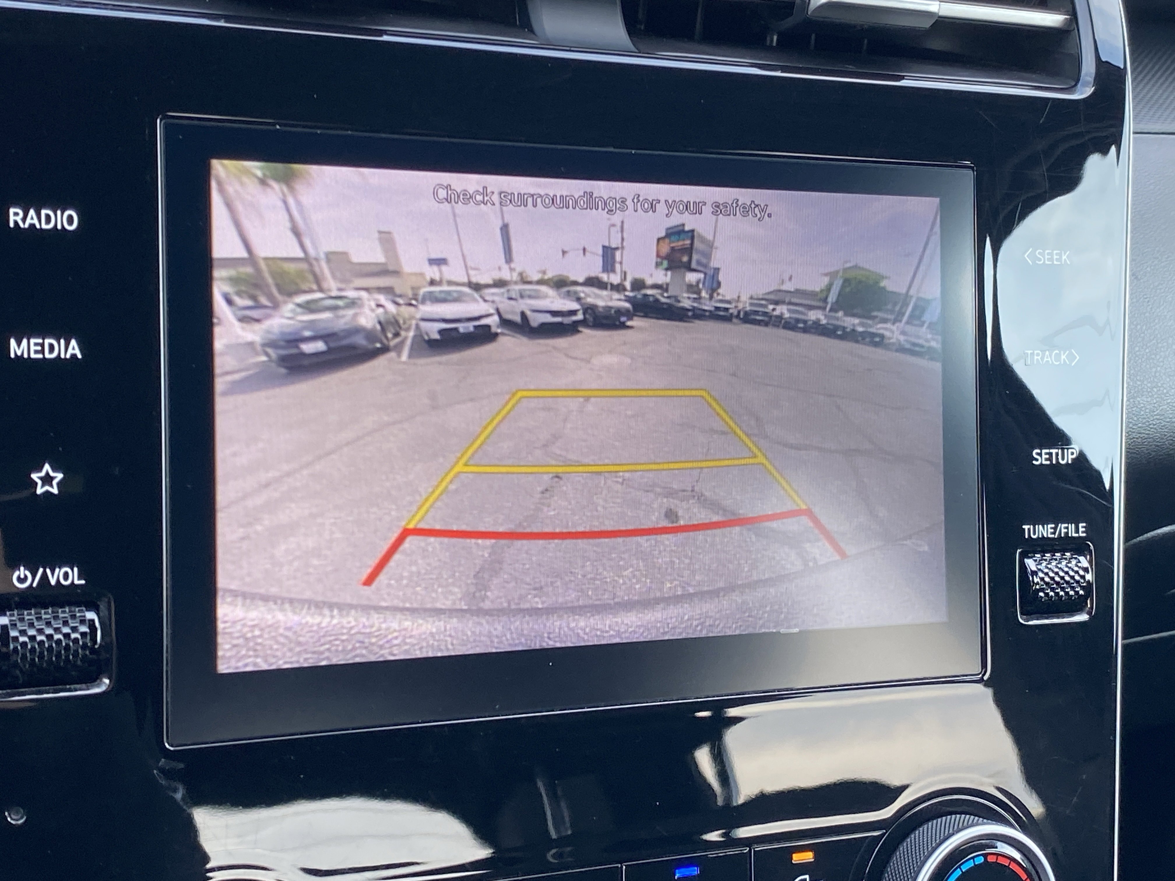 Used 2023 Hyundai Santa Cruz SE image 19