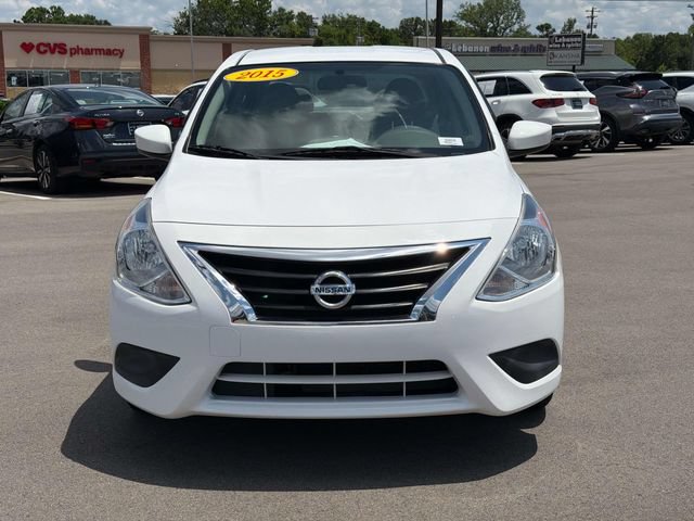 Used 2015 Nissan Versa SV FWD image 2