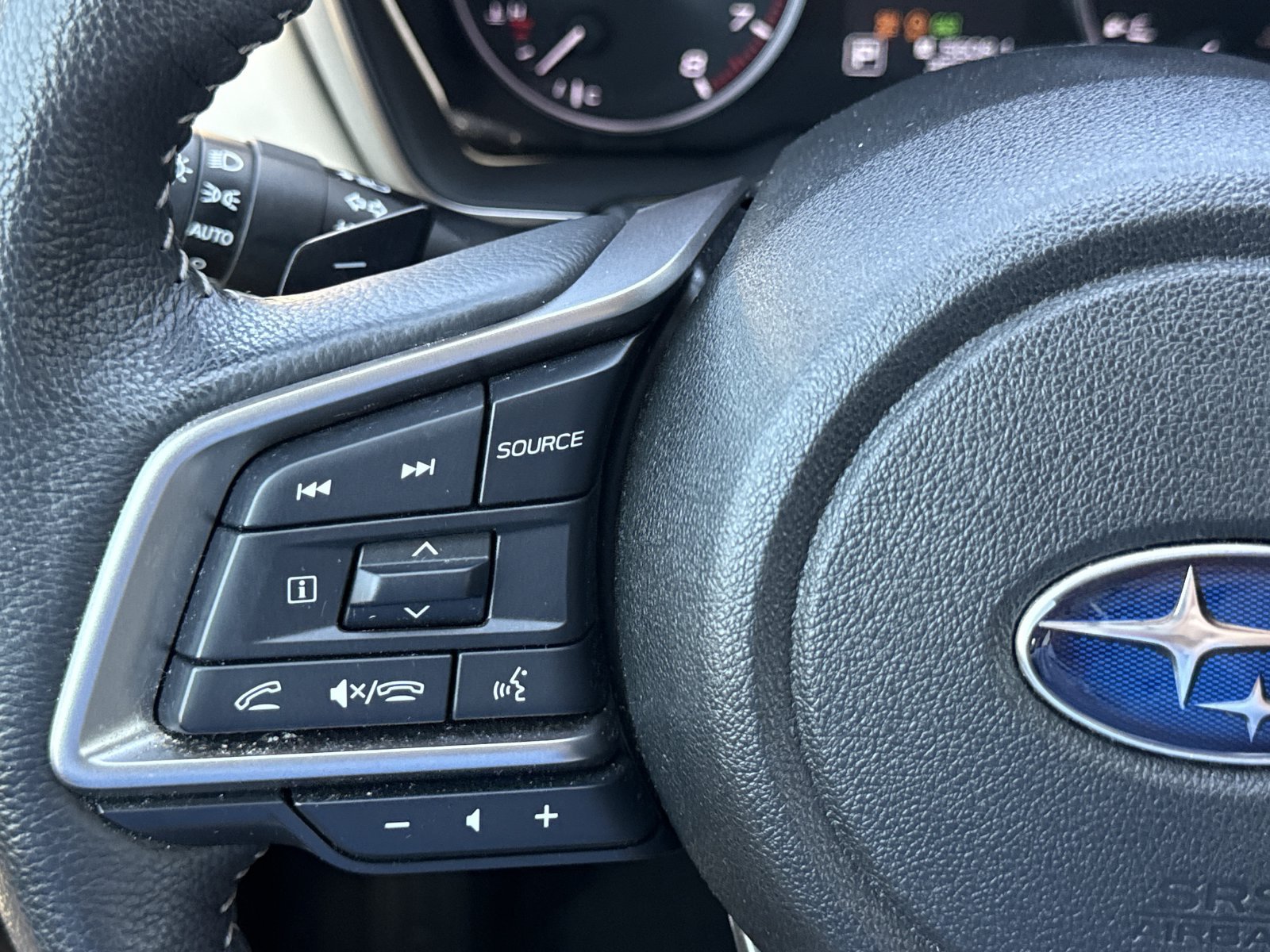 Used 2024 Subaru Outback Limited w/ Popular Package #2 AWD/4WD image 21