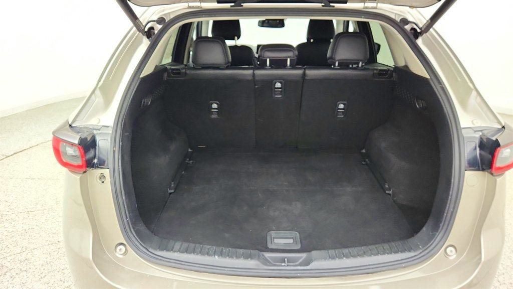 Used 2025 MAZDA CX-5 AWD 2.5 S w/ Preferred Package image 22
