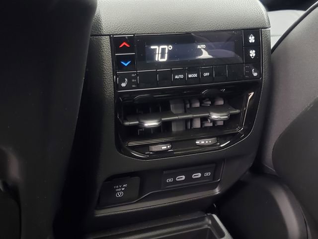 New 2026 Jeep Grand Cherokee L Limited image 32