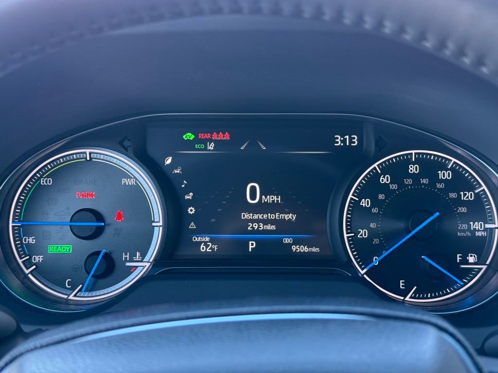 Used 2023 Toyota Venza Nightshade image 28