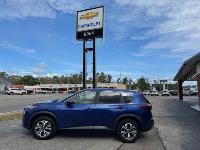 Used 2023 Nissan Rogue SV