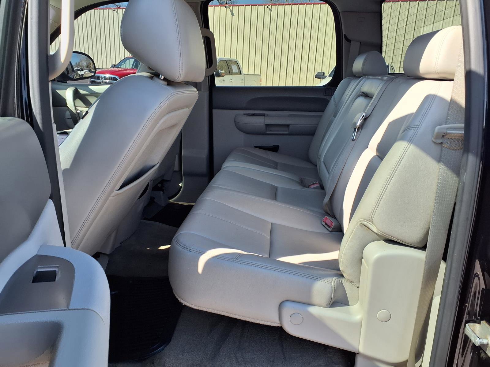 Used 2013 Chevrolet Silverado 1500 LT image 12