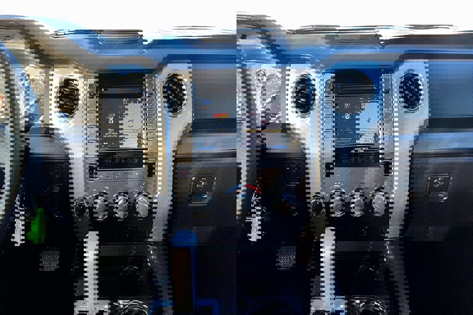 Used 2016 Toyota Tundra SR5 w/ TRD Off Road Package image 6