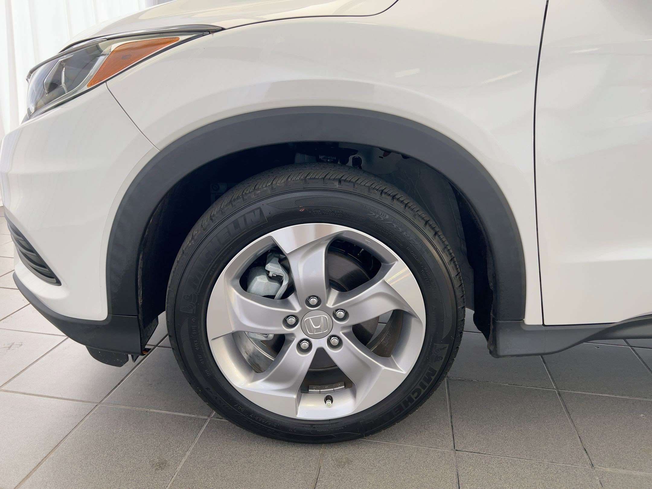 Used 2022 Honda HR-V LX image 12