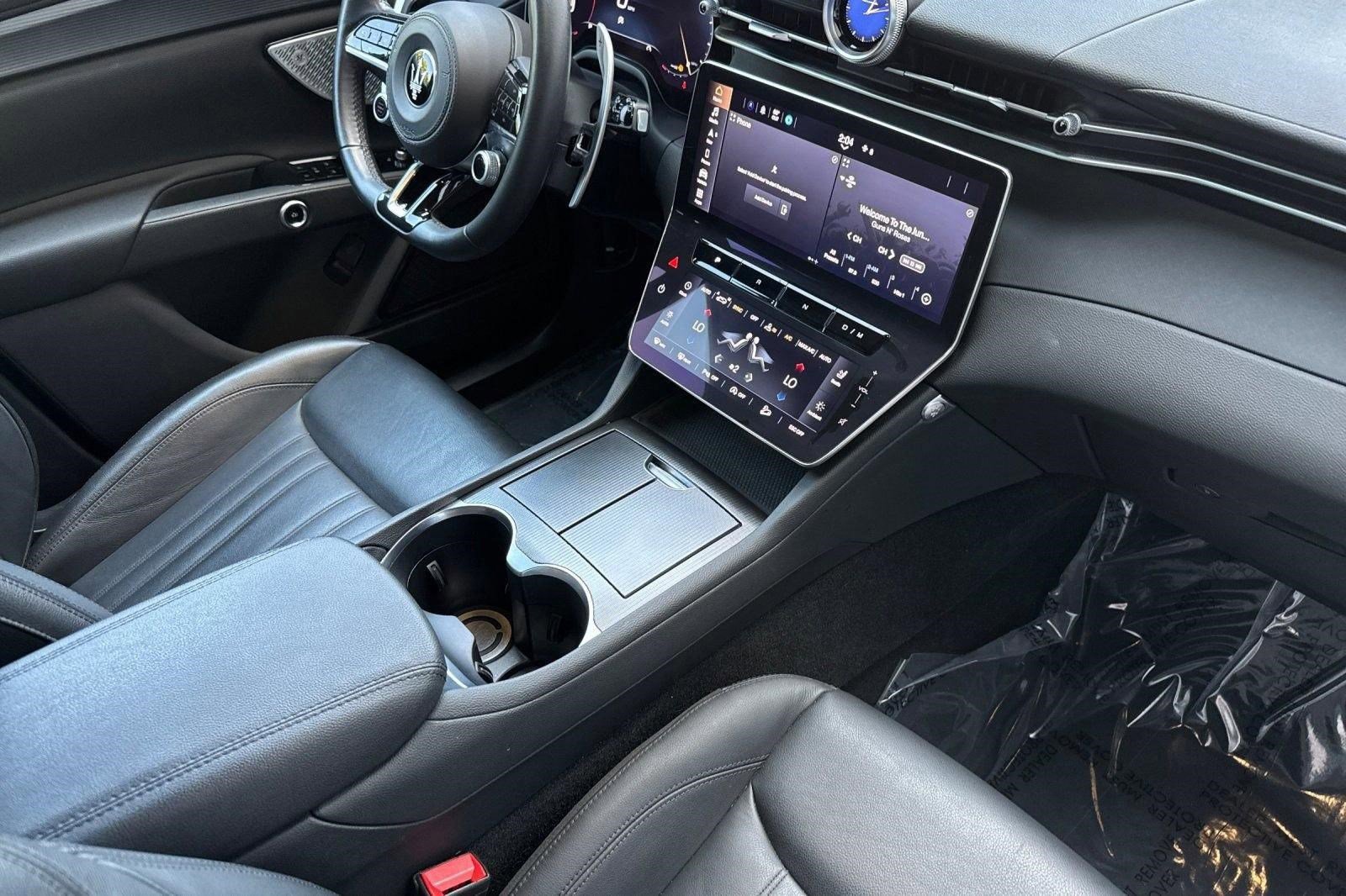 Used 2023 Maserati Grecale GT AWD/4WD image 33
