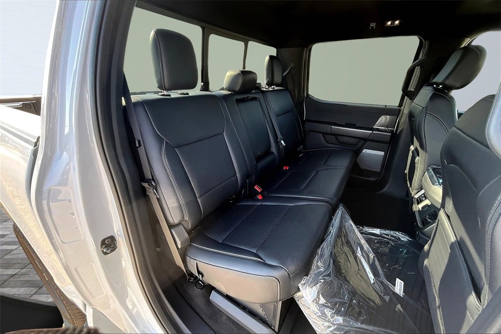 New 2025 Ford F150 Lariat w/ Equipment Group 501A Mid image 21