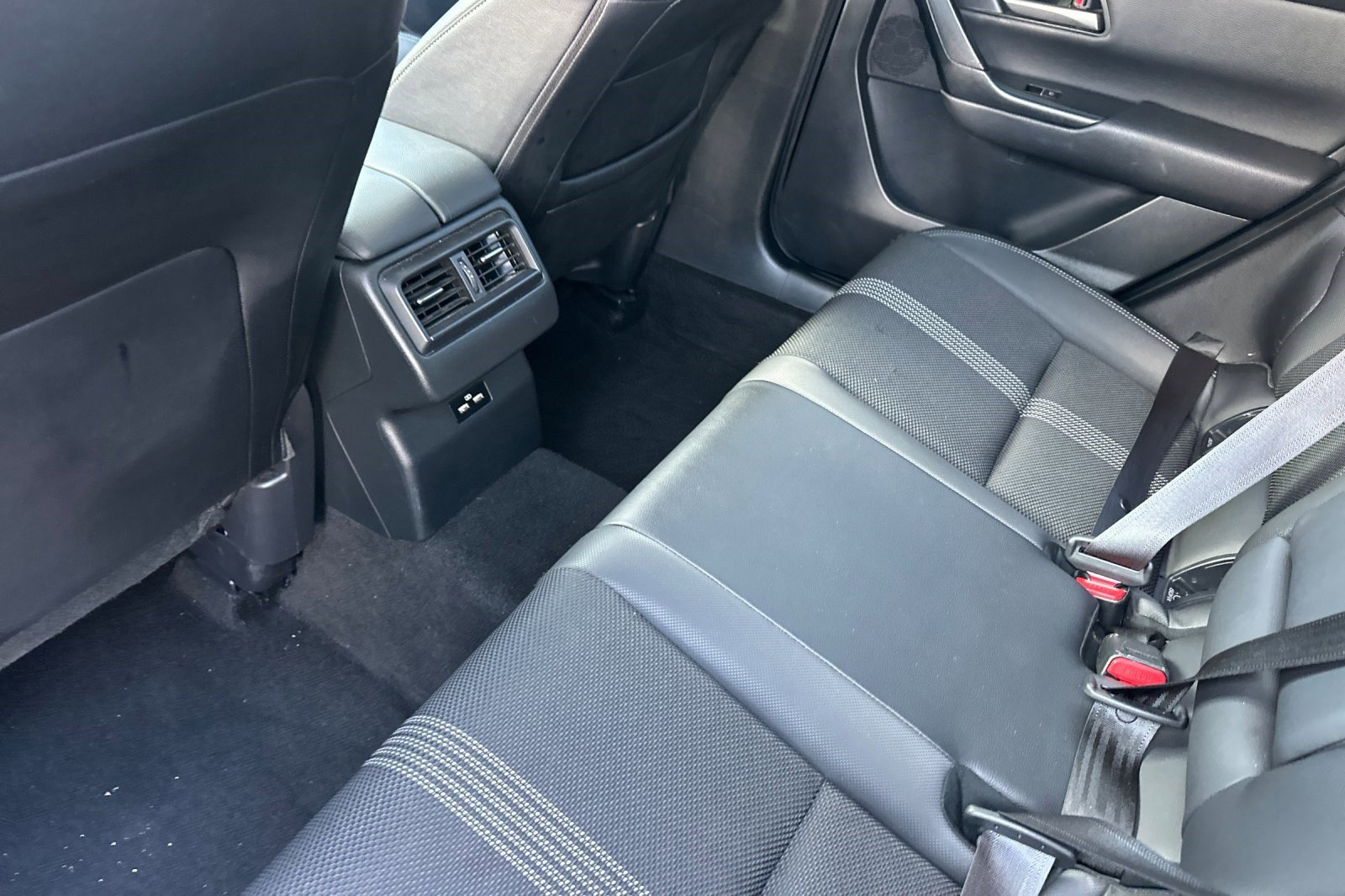 Used 2024 MAZDA CX-50 AWD 2.5 S w/ Preferred Package image 25