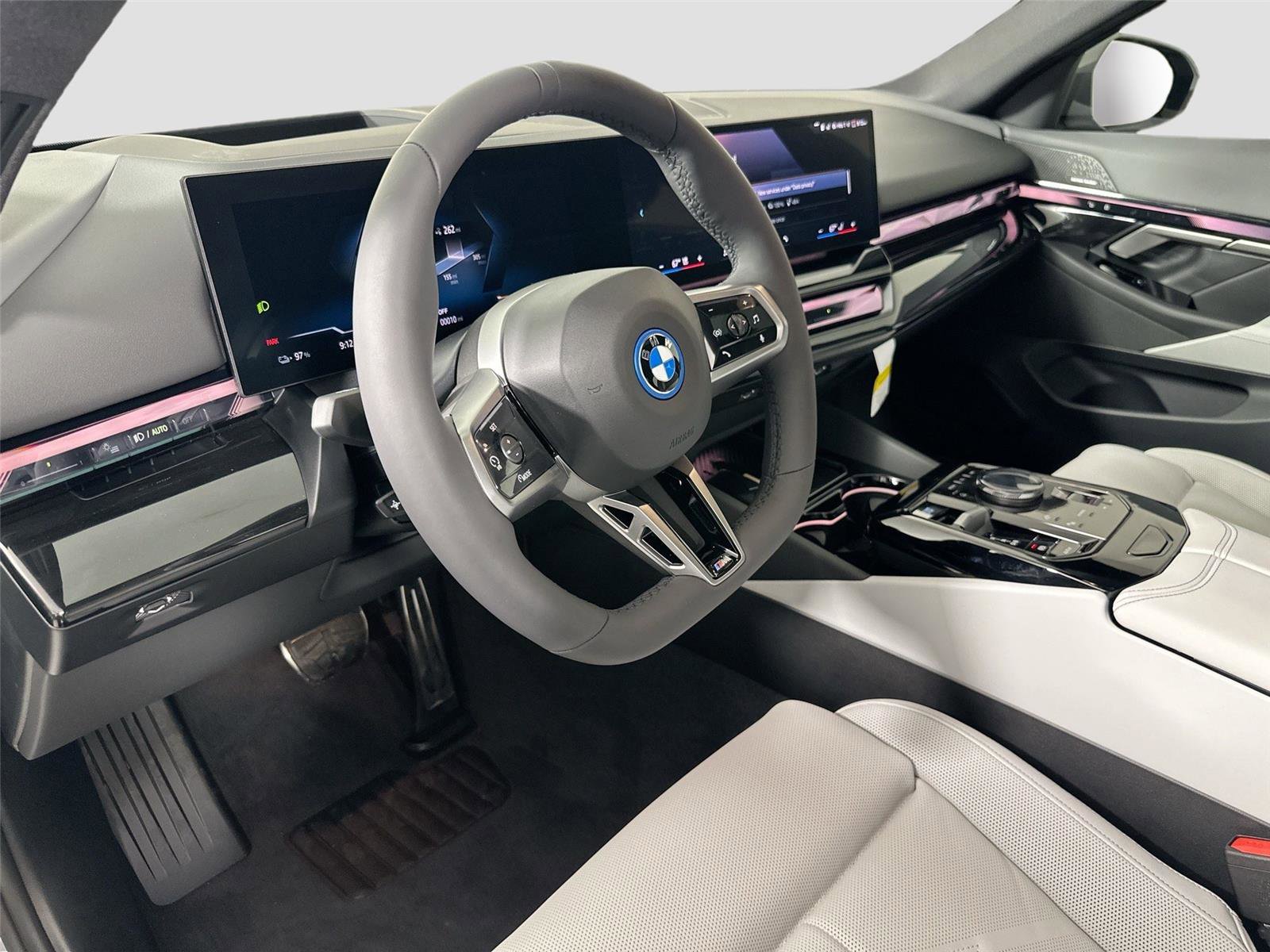 New 2026 BMW i5 eDrive40 w/ M Sport Package RWD image 9