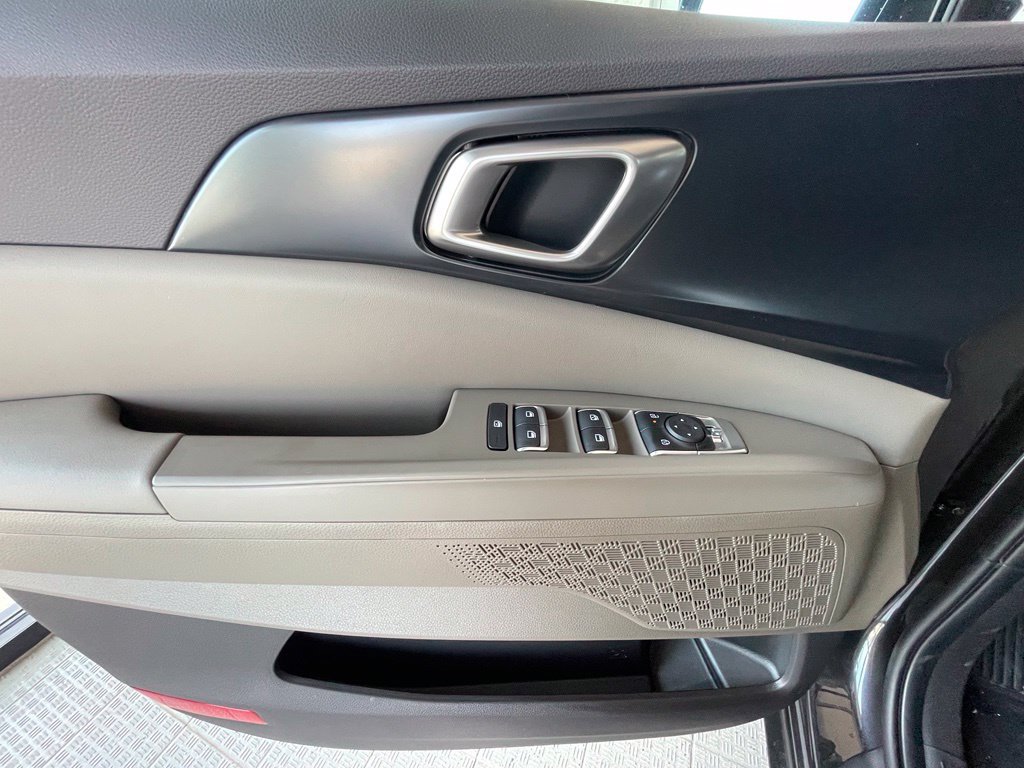 New 2026 Kia Carnival FWD image 11