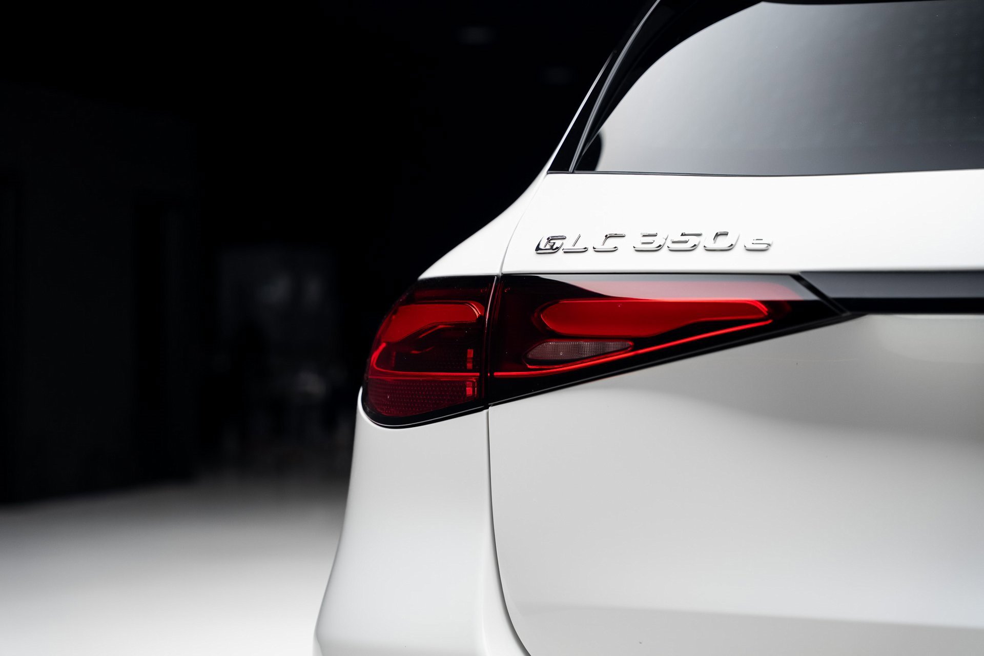 Used 2025 Mercedes-Benz GLC 350e 4MATIC image 27