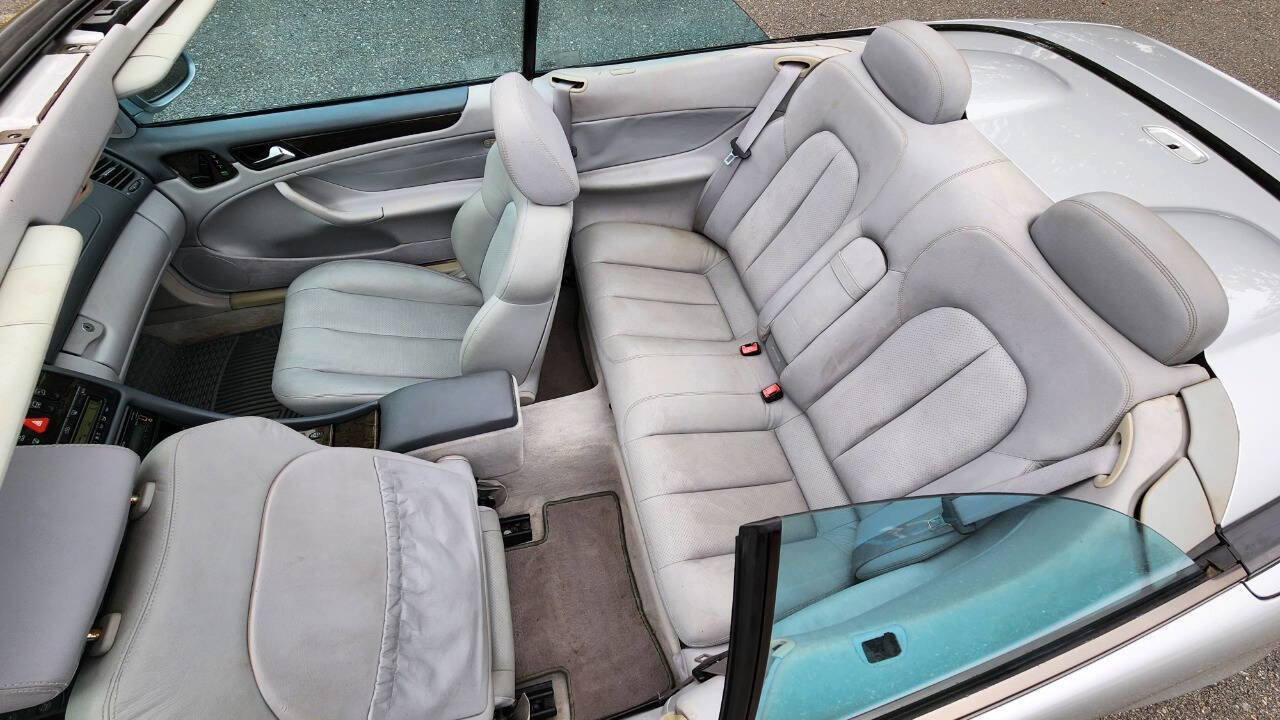 Used 2001 Mercedes-Benz CLK 430 Cabriolet image 33