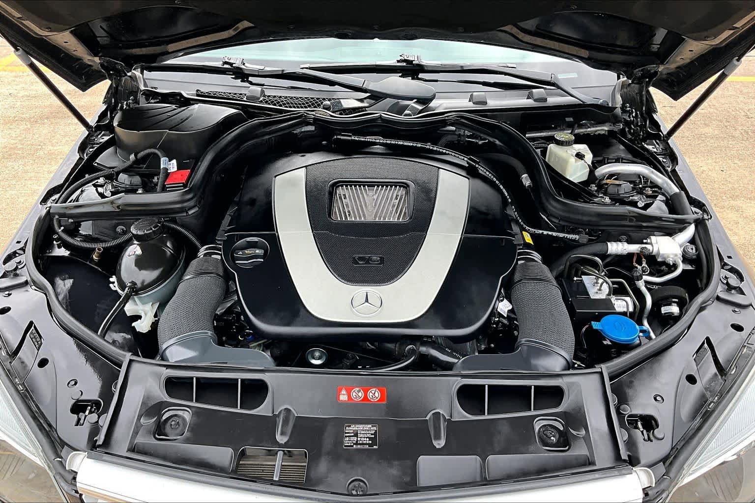Used 2011 Mercedes-Benz C 350 Sport image 30