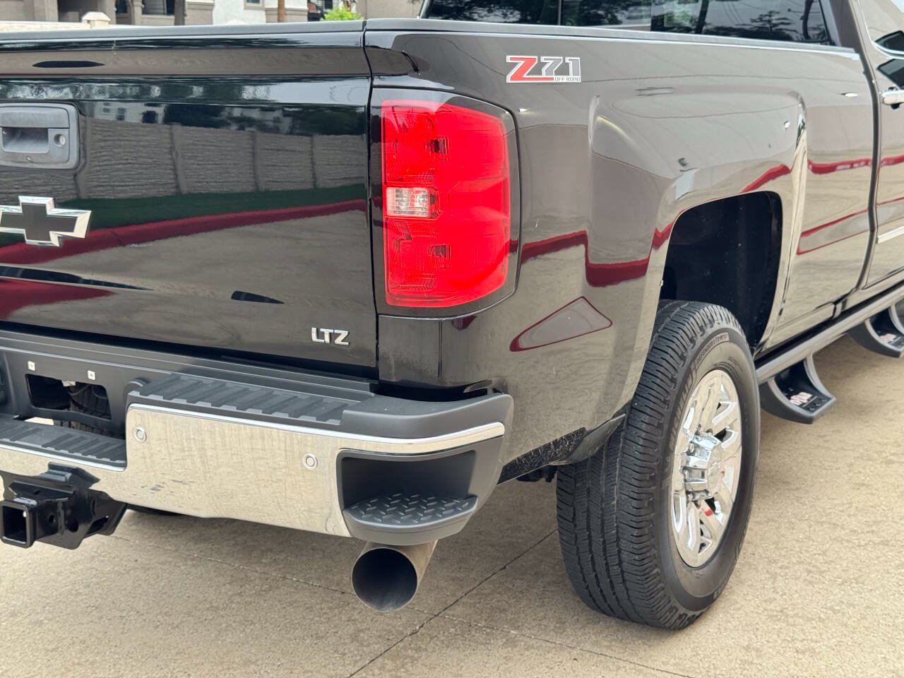 Used 2016 Chevrolet Silverado 2500 LTZ w/ Duramax Plus Package AWD/4WD image 48