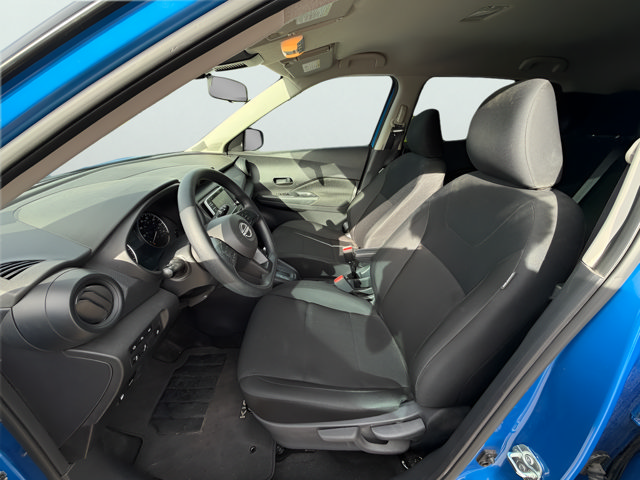 Certified 2025 Nissan Kicks Play S FWD image 14