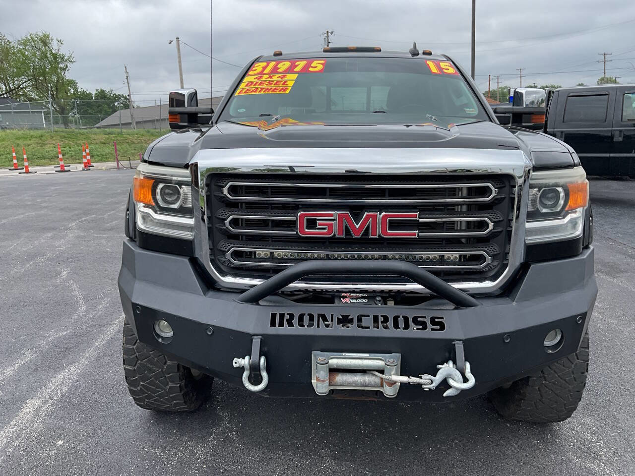 Used 2015 GMC Sierra 2500 SLT w/ Duramax Plus Package image 8