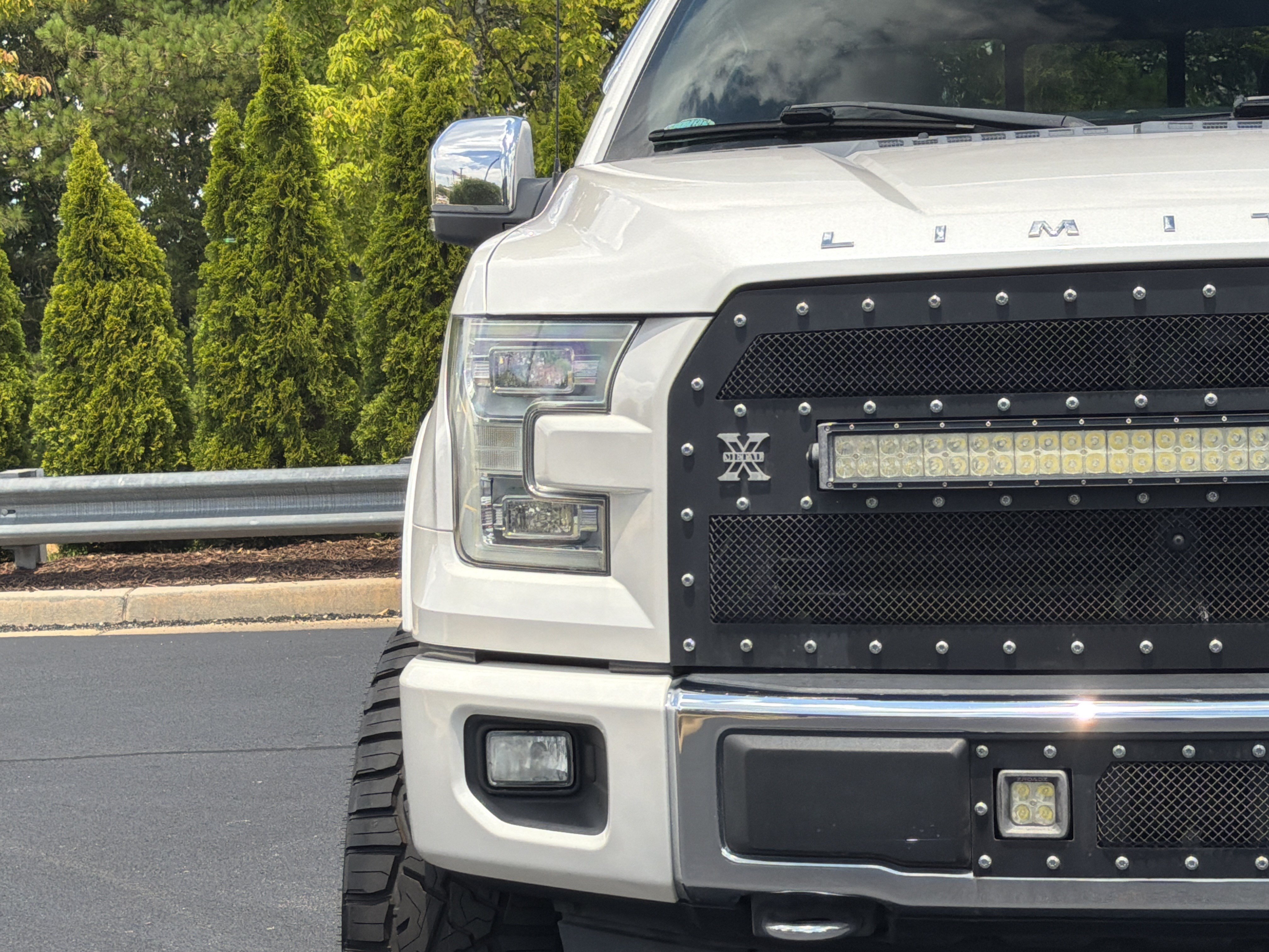 Used 2016 Ford F150 Limited w/ Trailer Tow Package AWD/4WD image 19