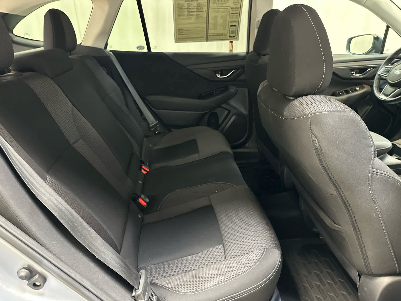 Used 2024 Subaru Outback Premium AWD/4WD image 19