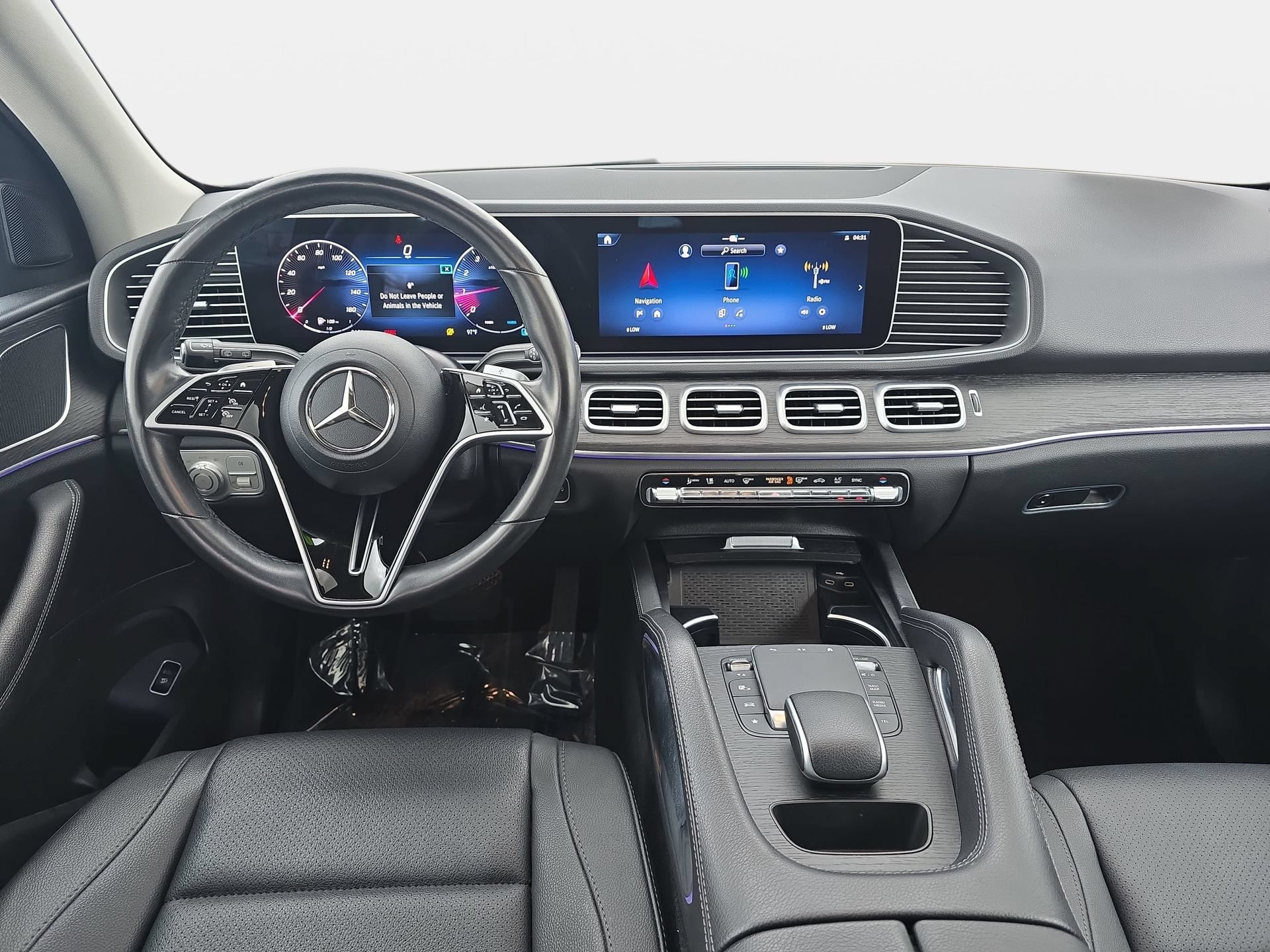Used 2024 Mercedes-Benz GLE 350 4MATIC w/ AMG Line Exterior image 9