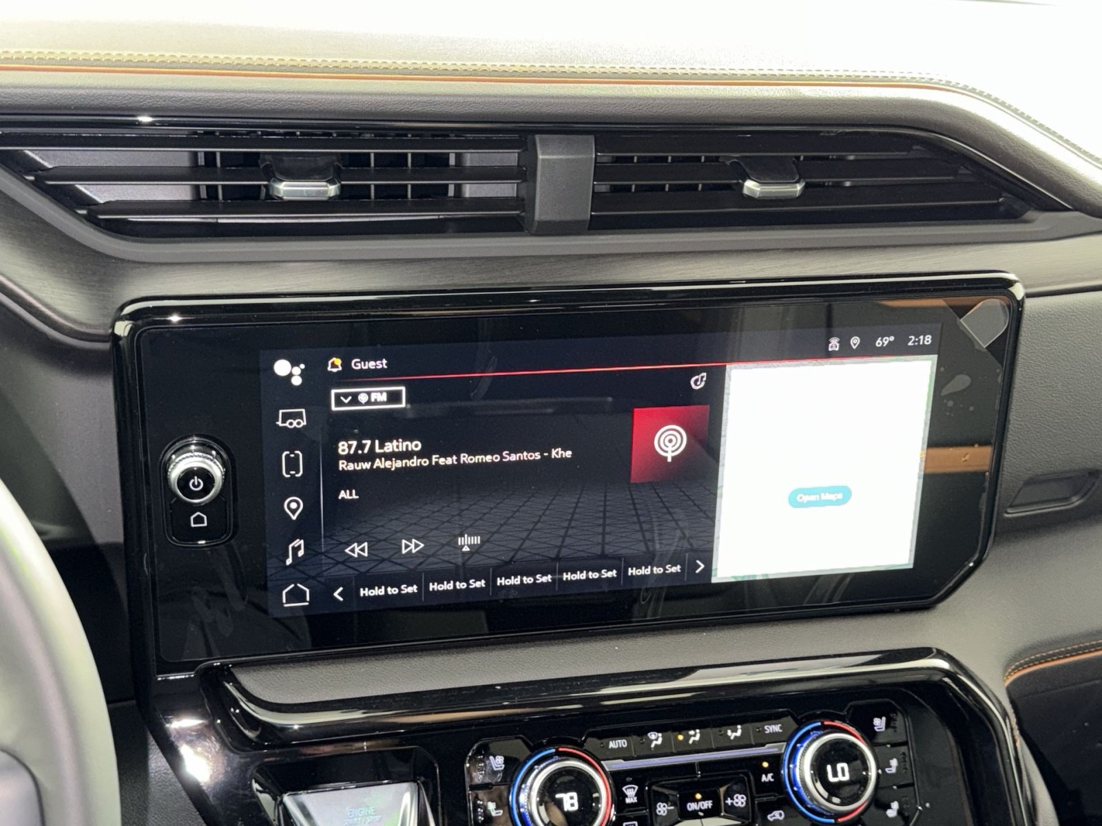 New 2026 GMC Sierra 1500 AT4 w/ AT4 Premium Package AWD/4WD image 18