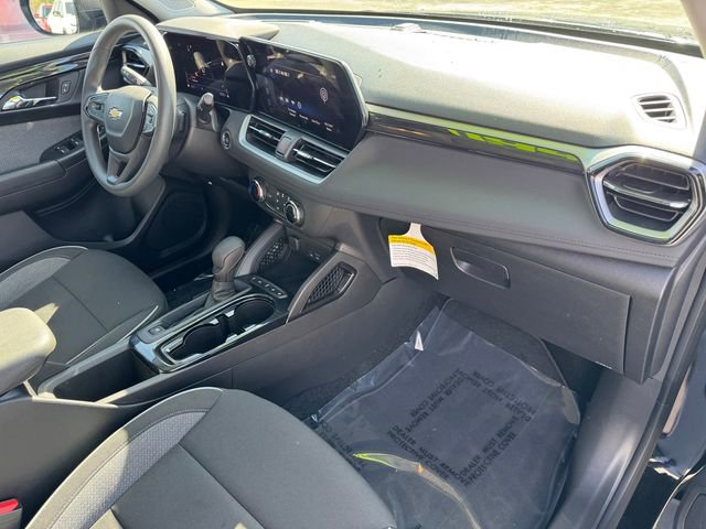 Used 2026 Chevrolet TrailBlazer LS w/ LS Convenience Package image 5