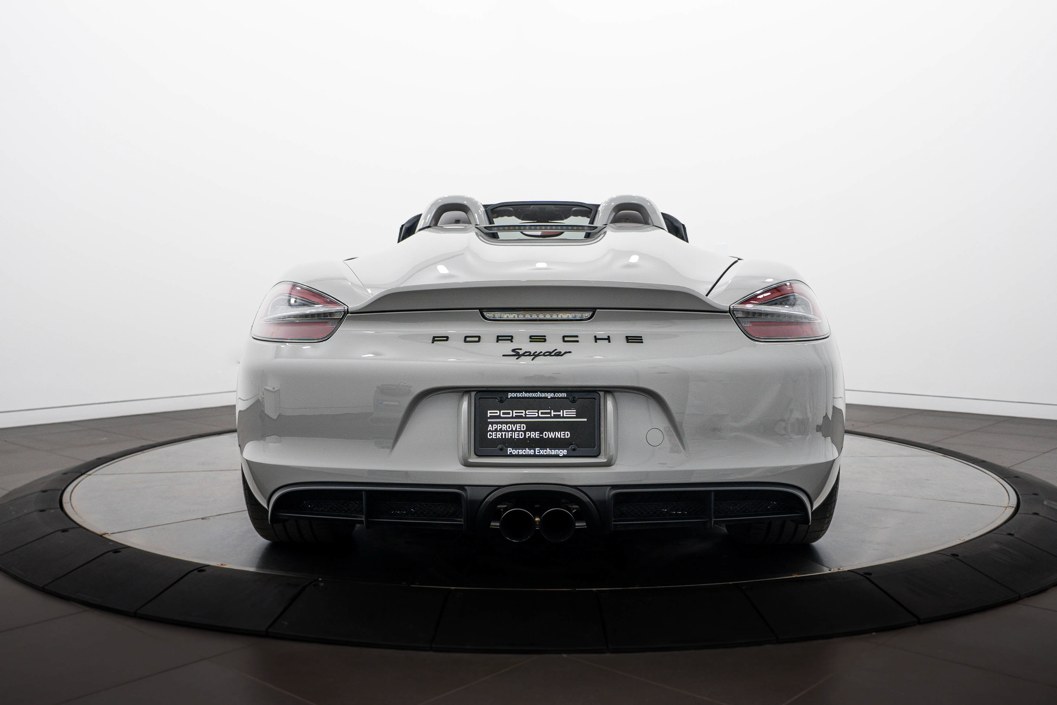 Certified 2016 Porsche Boxster Spyder RWD image 6