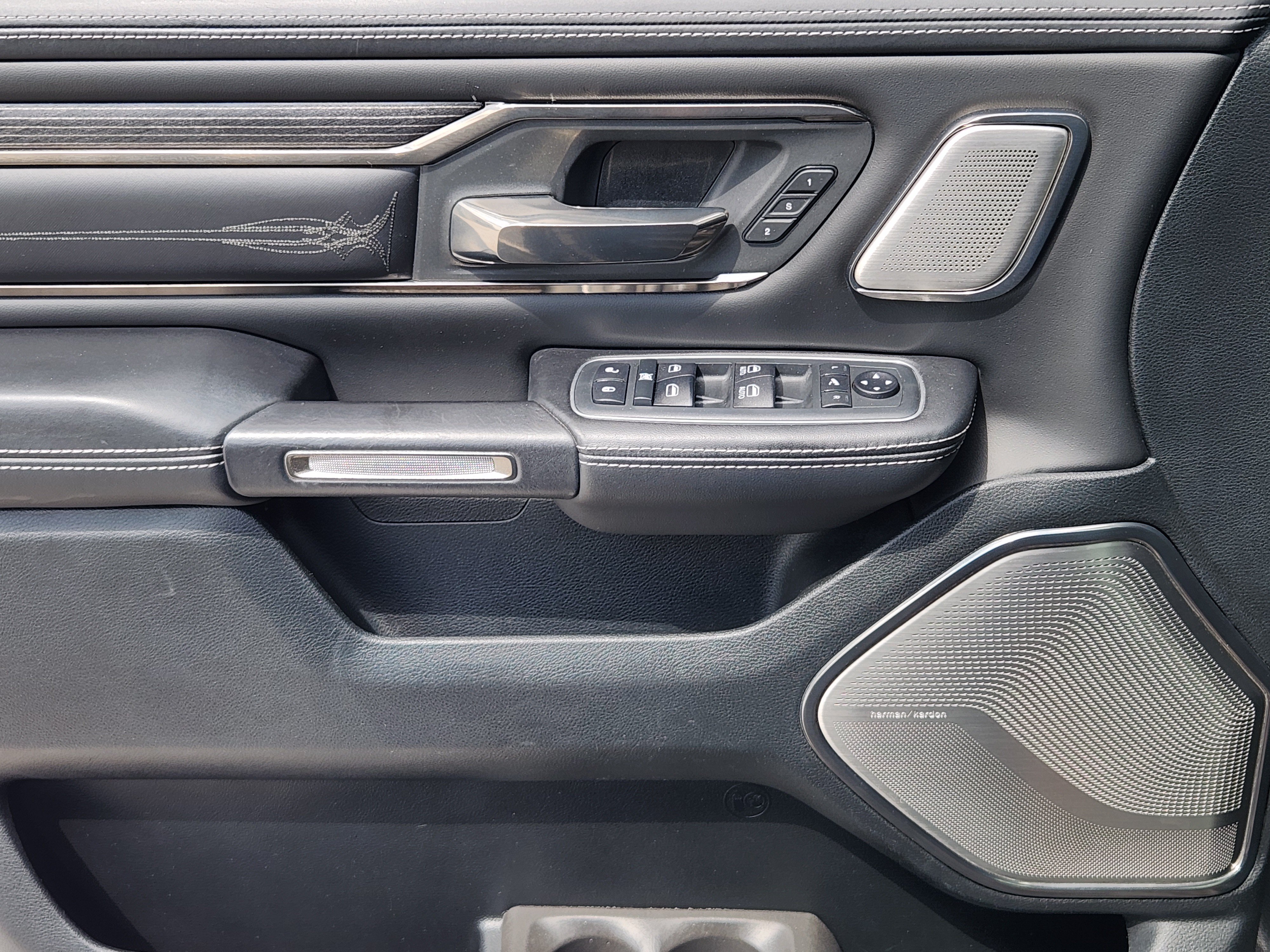 Used 2020 RAM 1500 Limited AWD/4WD image 27