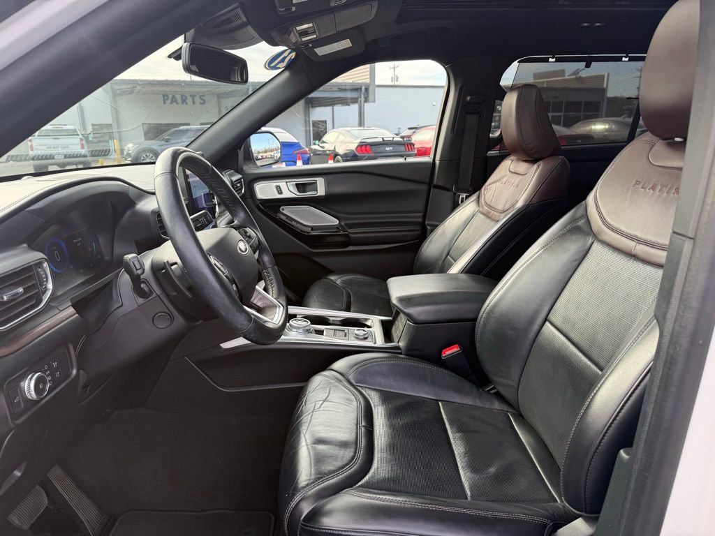 Used 2021 Ford Explorer Platinum w/ Equipment Group 601A AWD/4WD image 15