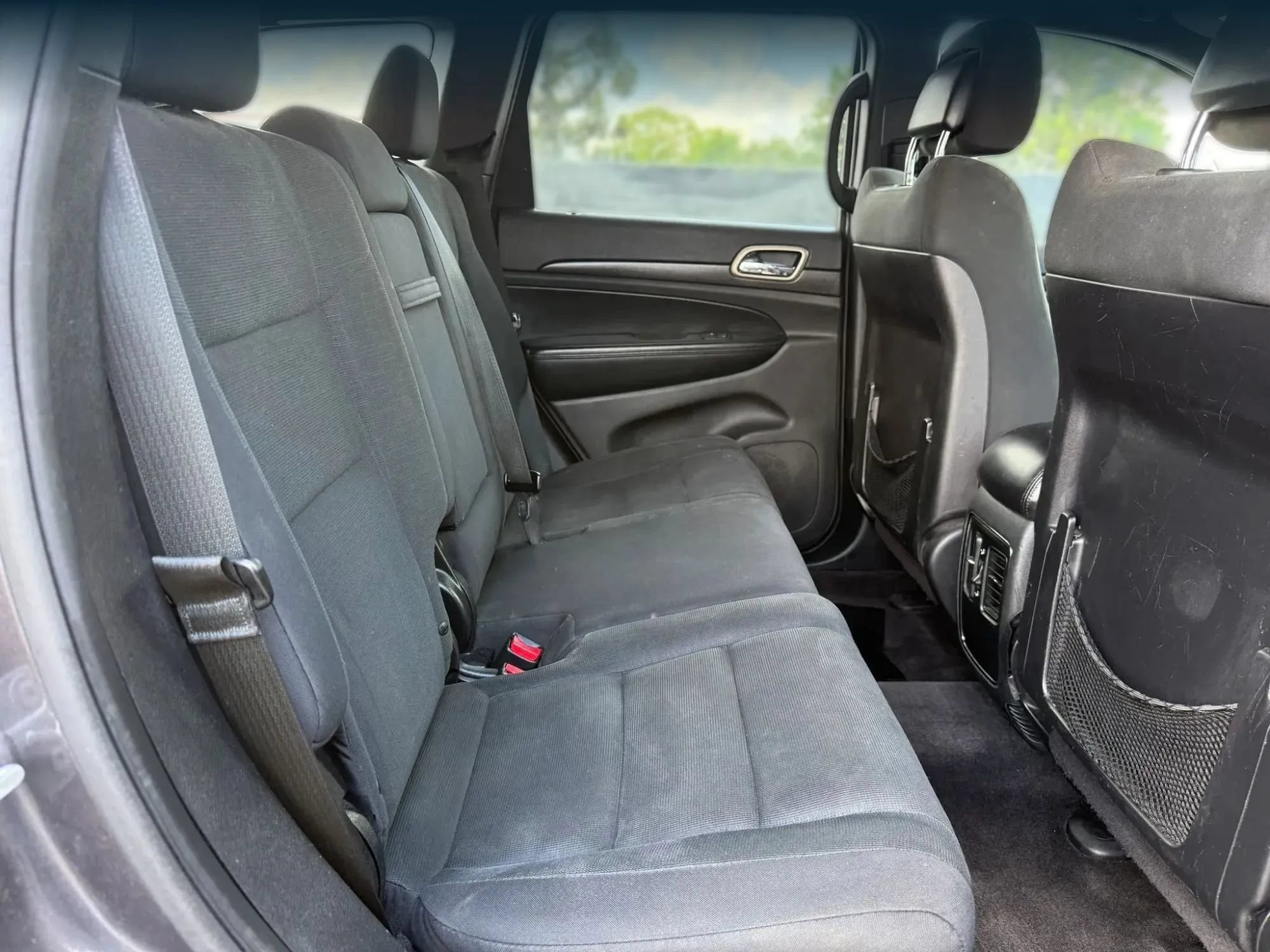 Used 2016 Jeep Grand Cherokee Laredo w/ Quick Order Package 23E AWD/4WD image 20