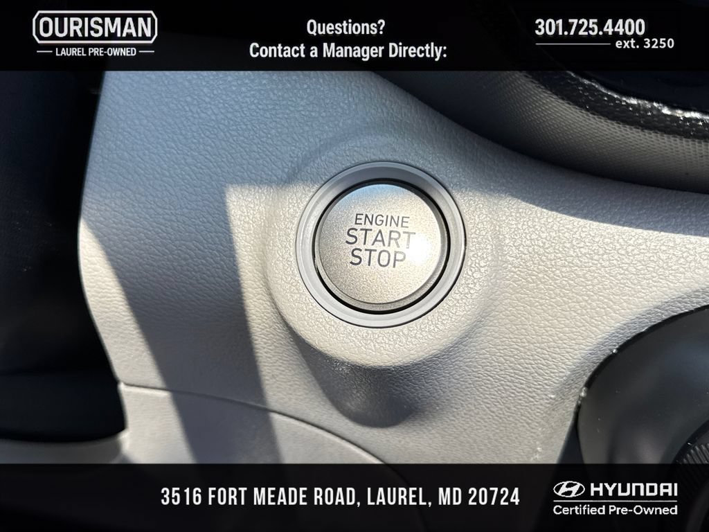 Certified 2024 Hyundai Venue SEL FWD image 24